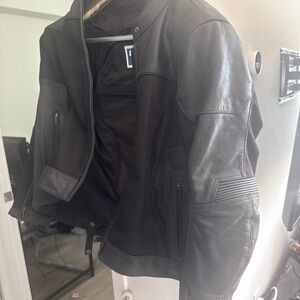 Elegant Black Leather Jacket